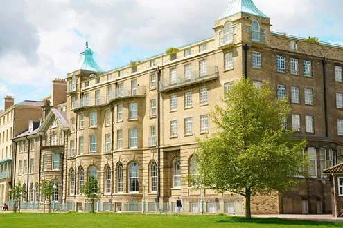 image-965cbf74f4edc1a4dafc1db8baedd5427c6ffa53-2500x1667-jpg